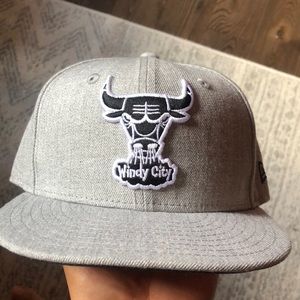 Windy City fitted cap